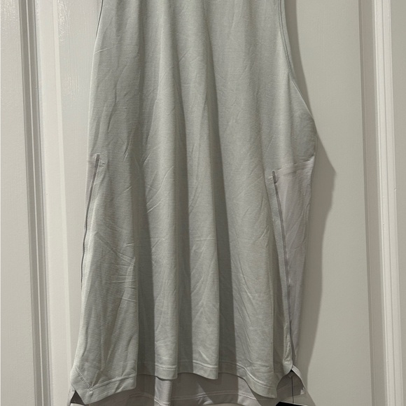 Lululemon Fast & Free Tank - Picture 3 of 5